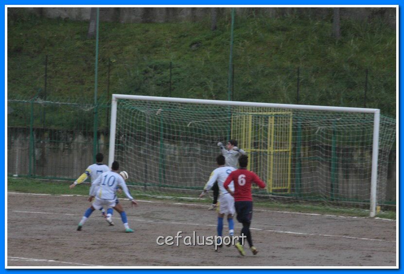 130126 Equipe 100_tn.jpg
